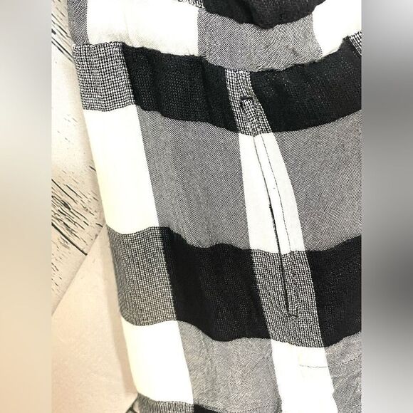 Anthropologie Cloth & Stone Ruffled Buffalo Check Romper M - Picture 4 of 9